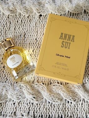 Anna Sui Utopia Mist 1.7 Fl Oz